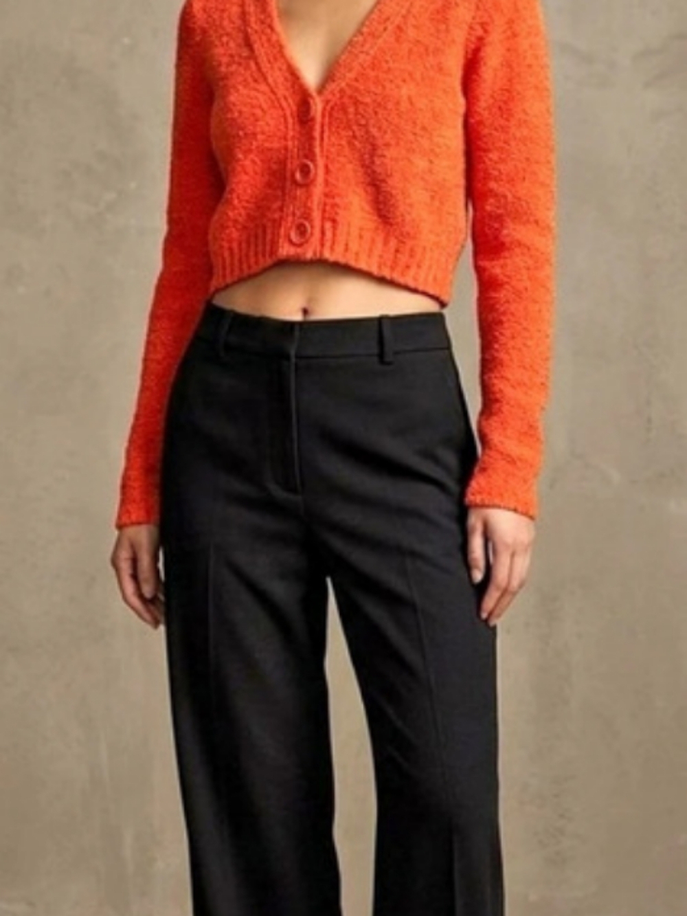 Urban Outfitters Bouclé Cardigan in Orange Size Small Like New